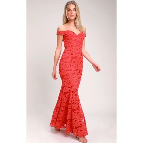 NEW Lulu's Red Lace Dress Size Large Off The Shoulder Red Gown Maxi Length NWT - Picture 1 of 12